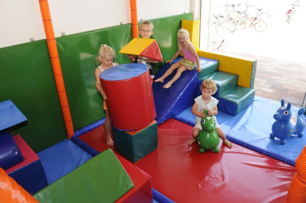 Camping Het Wieskamp Henxel Esterno foto